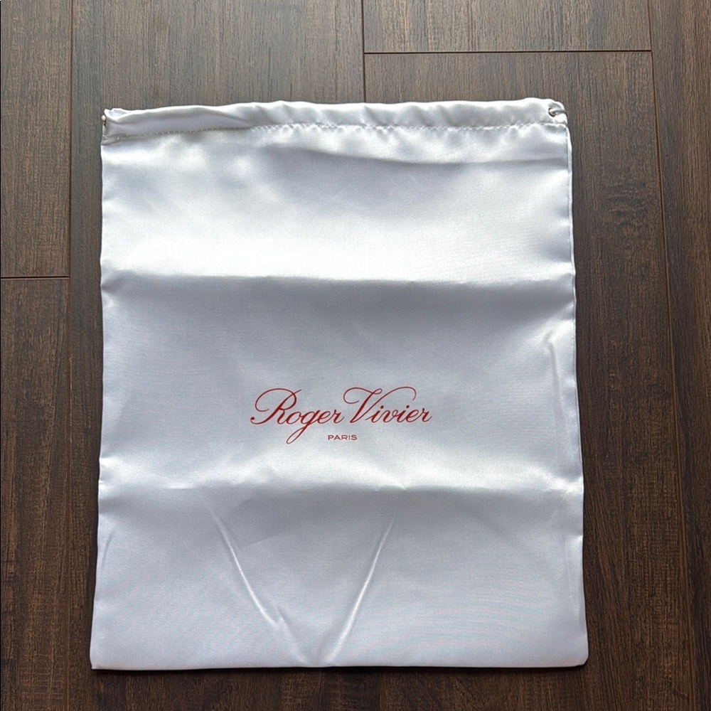 12.5x15” Roger Vivier Dust Bag